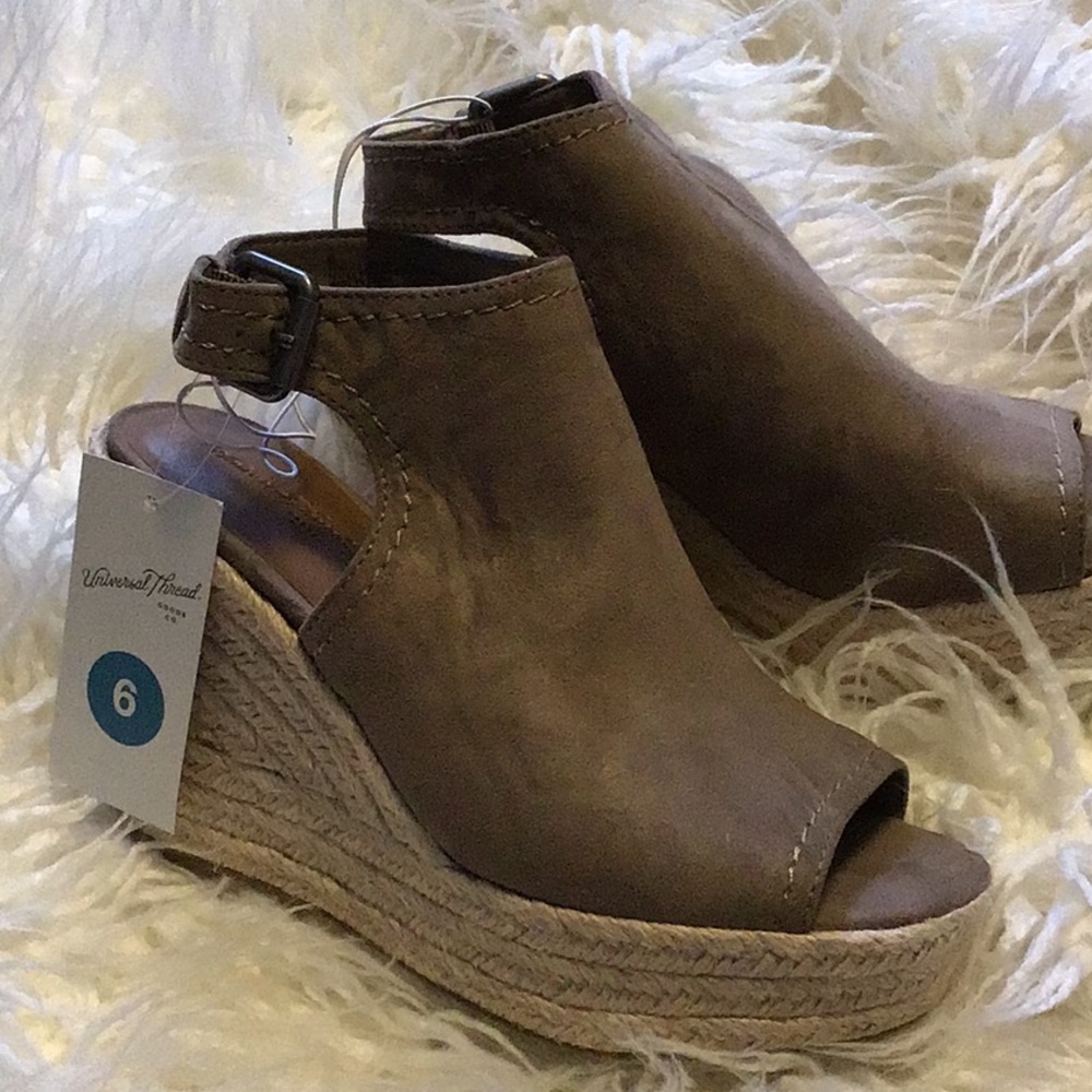 Gray wedges